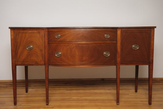 Hepplewhite Sideboard